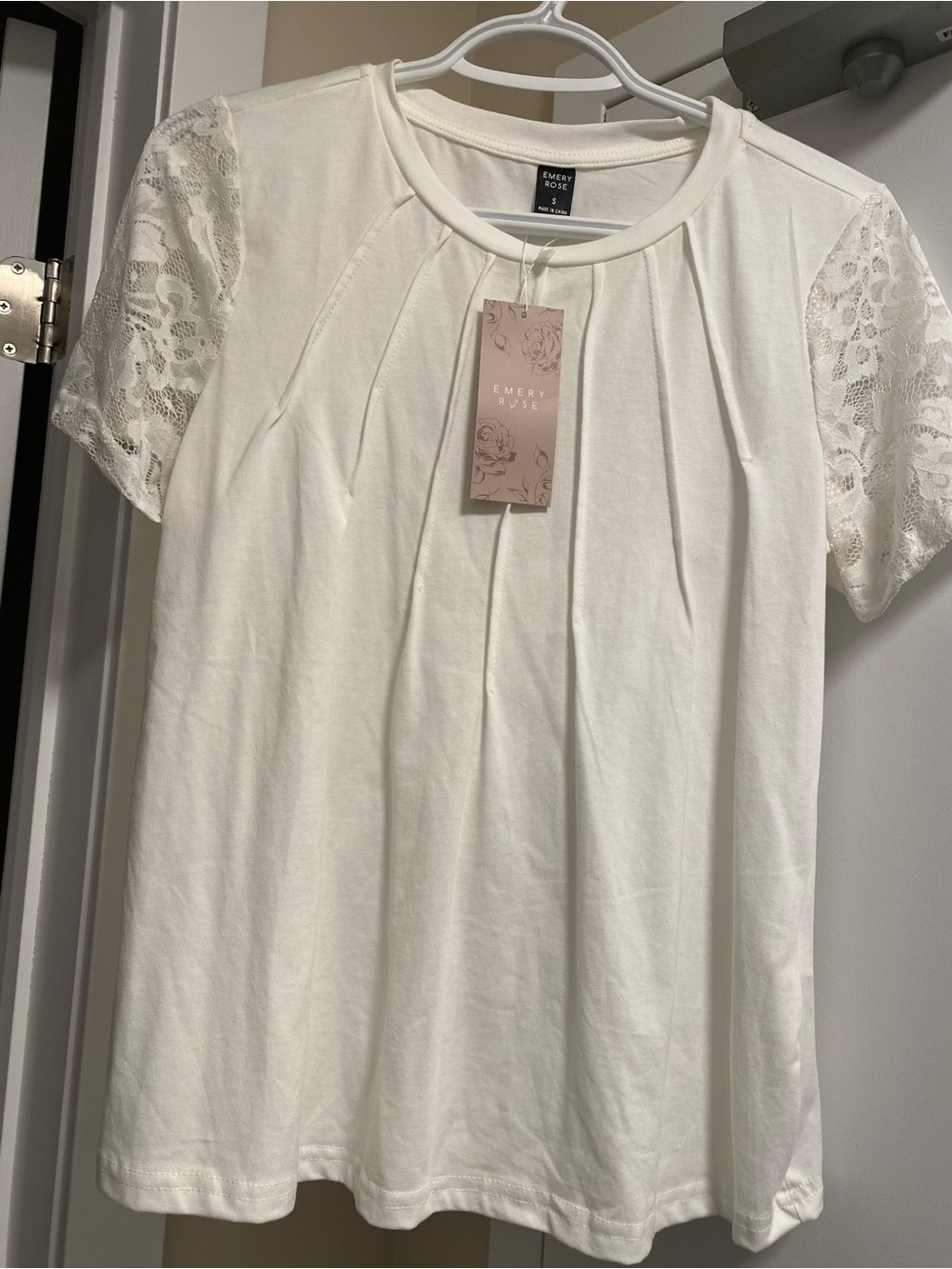 White Lace Sleeve Women's Top
